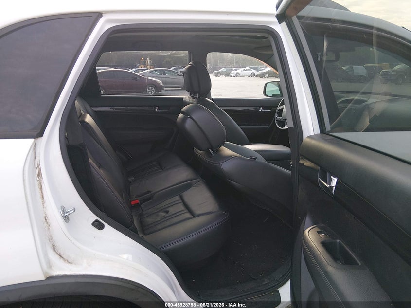 2013 KIA SORENTO auction photo 8