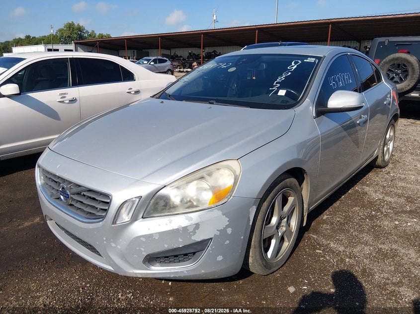 2012 VOLVO S60 auction photo 2