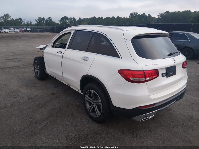 MERCEDES-BENZ GLC 300 - zdjęcie 3