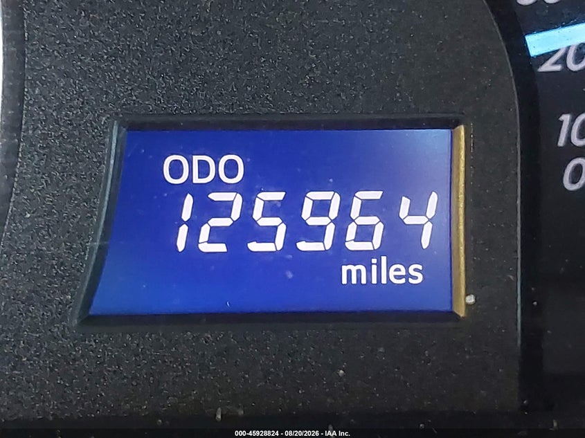 2012 TOYOTA CAMRY auction photo 7