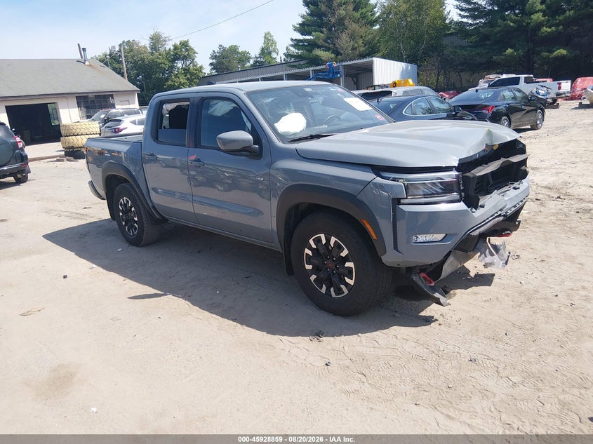 2024 NISSAN FRONTIER PRO-4X 4X4