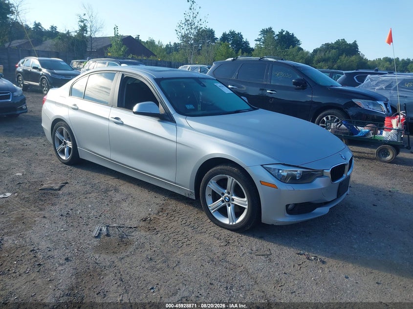 2013 BMW 320I — zdjęcie z aukcji