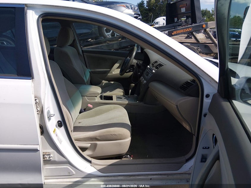 2010 TOYOTA CAMRY auction photo 5