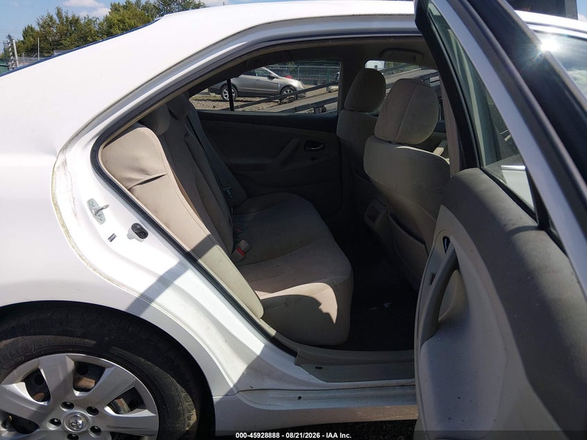 2010 TOYOTA CAMRY auction photo 8