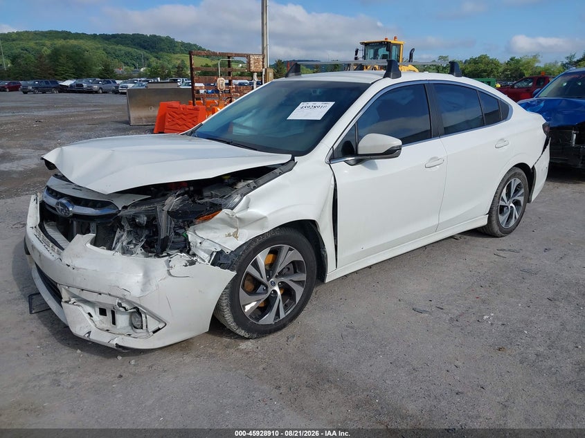 2022 Subaru Legacy, Front & Rear, IAAI, VIN 4S3BWAD67N3028654 — photo 2