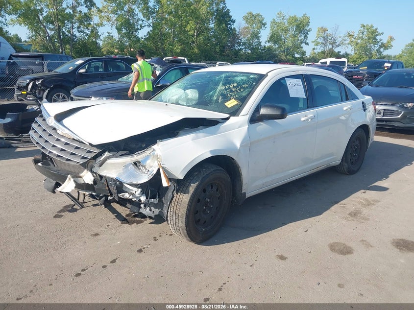 2010 CHRYSLER SEBRING auction photo 2