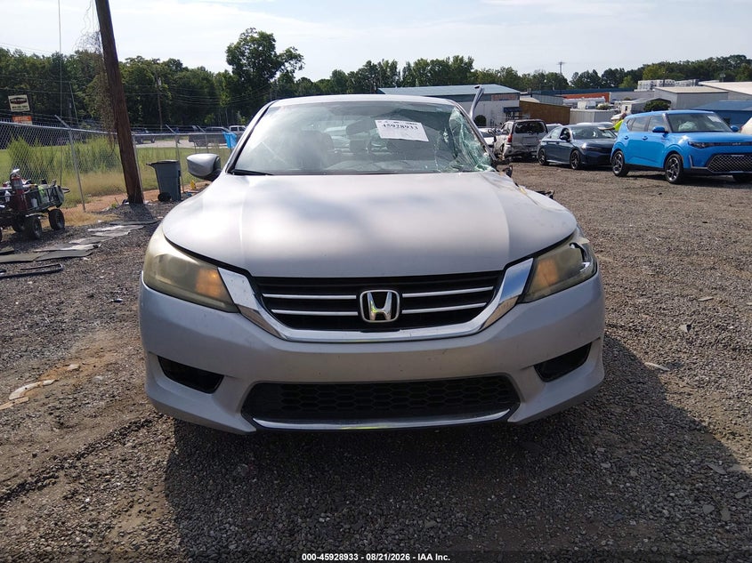 2015 HONDA ACCORD LX · Фото 13
