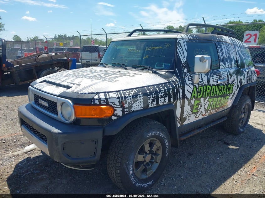 TOYOTA FJ CRUISER 2007 VIN JTEBU11F170057688