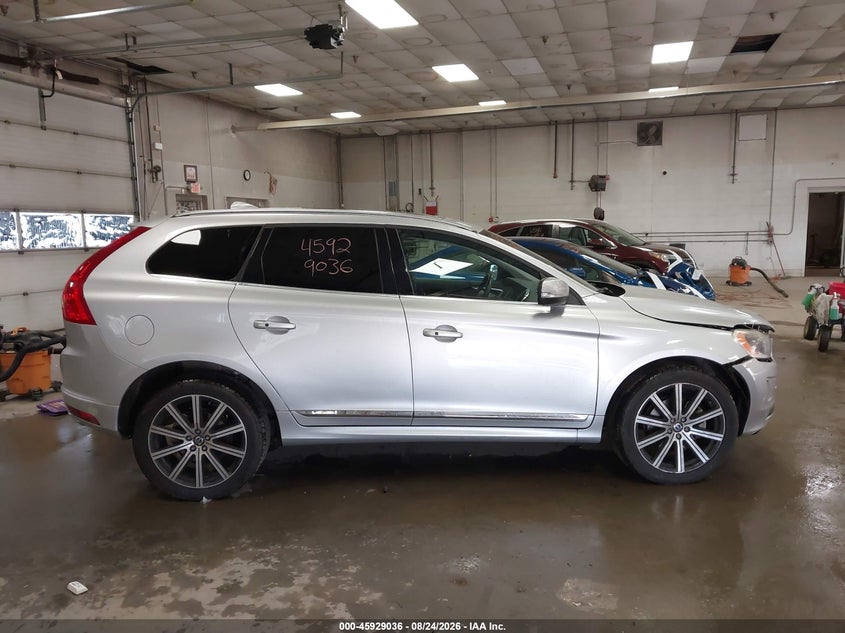 VOLVO XC60 - zdjęcie 13