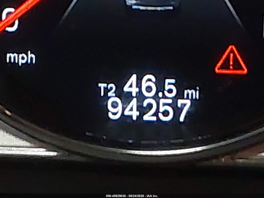 VOLVO XC60 - zdjęcie 15