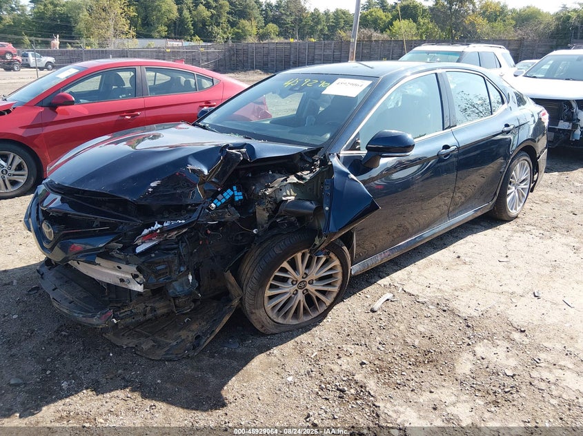 2019 Toyota Camry Xle, Front & Rear, IAAI, VIN 4T1B11HK1KU794077 — photo 2