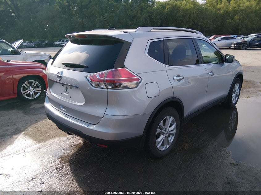 2015 NISSAN ROGUE auction photo 4