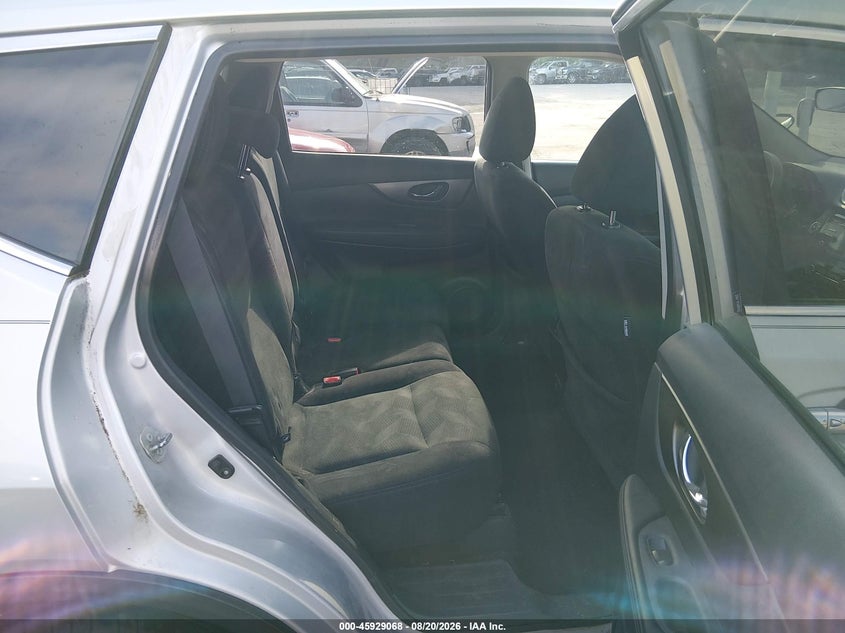 2015 NISSAN ROGUE auction photo 8