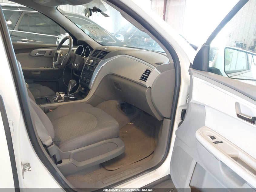 2011 CHEVROLET TRAVERSE auction photo 5