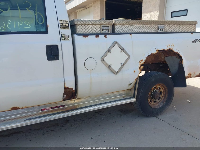 2000 FORD F-250 auction photo 6