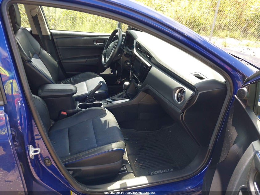 2017 TOYOTA COROLLA auction photo 5