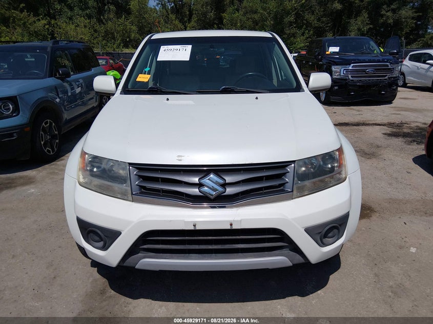 Photo 12 - SUZUKI GRAND VITARA