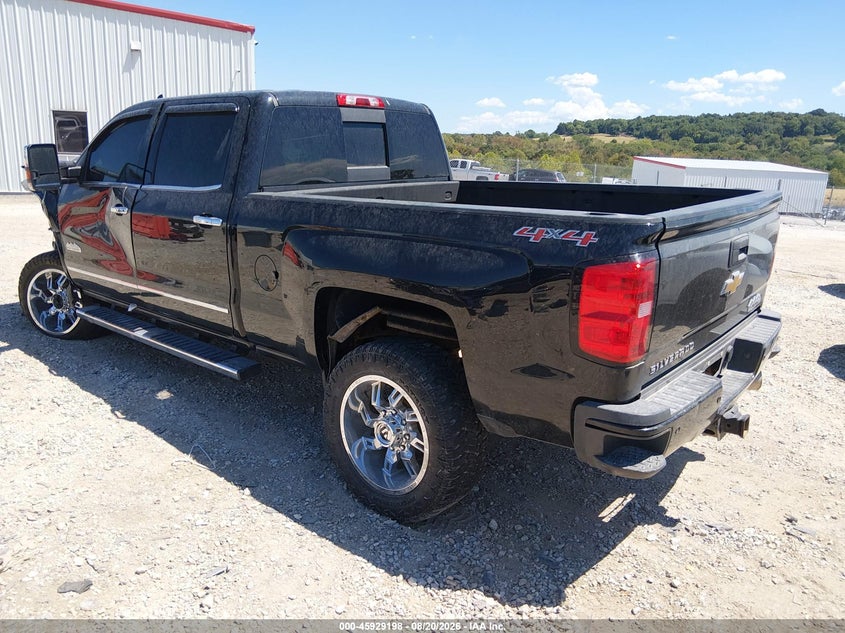 2015 CHEVROLET SILVERADO 2500HD BUILT AFTER AUG 14 auction photo 3