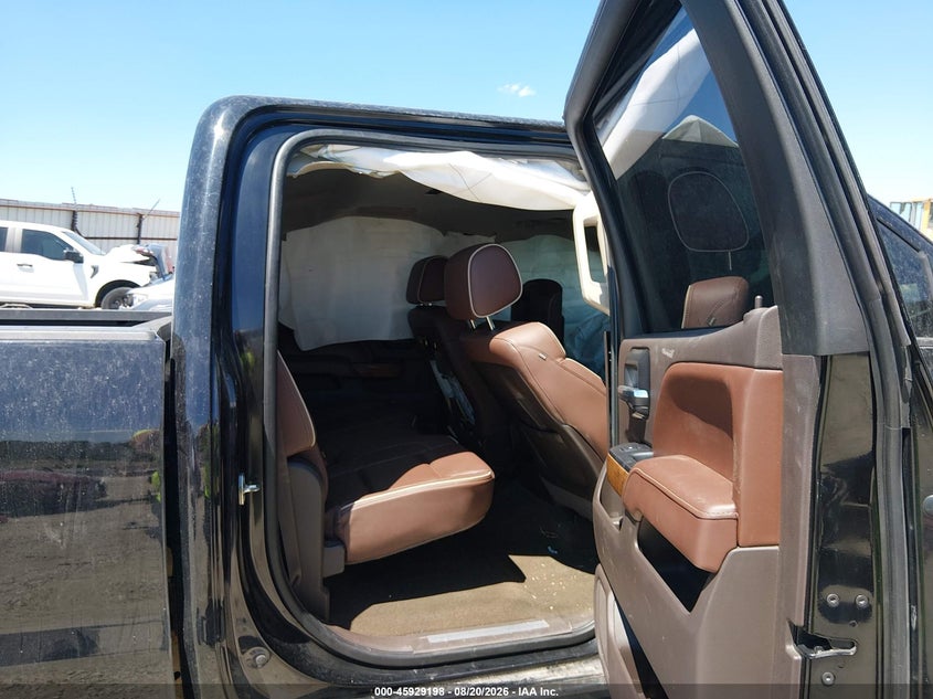 2015 CHEVROLET SILVERADO 2500HD BUILT AFTER AUG 14 auction photo 8
