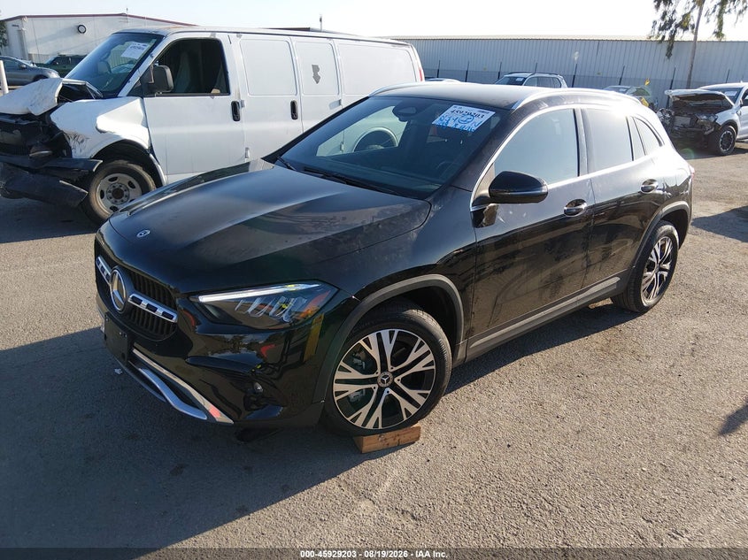 2025 MERCEDES-BENZ GLA 250 — zdjęcie 2