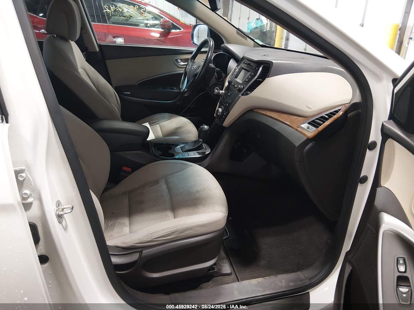 2014 HYUNDAI SANTA FE auction photo 5