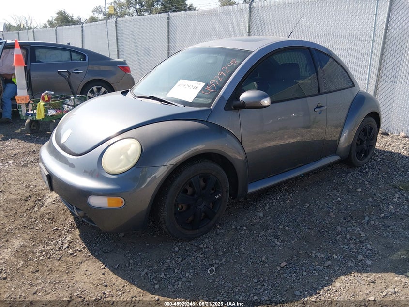 2005 Volkswagen Beetle, Normal Wear & Tear, IAAI, VIN 3VWCK31C05M410719 — photo 2