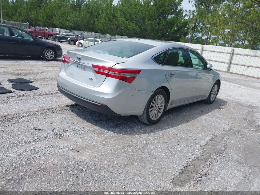 2013 TOYOTA AVALON HYBRID auction photo 4
