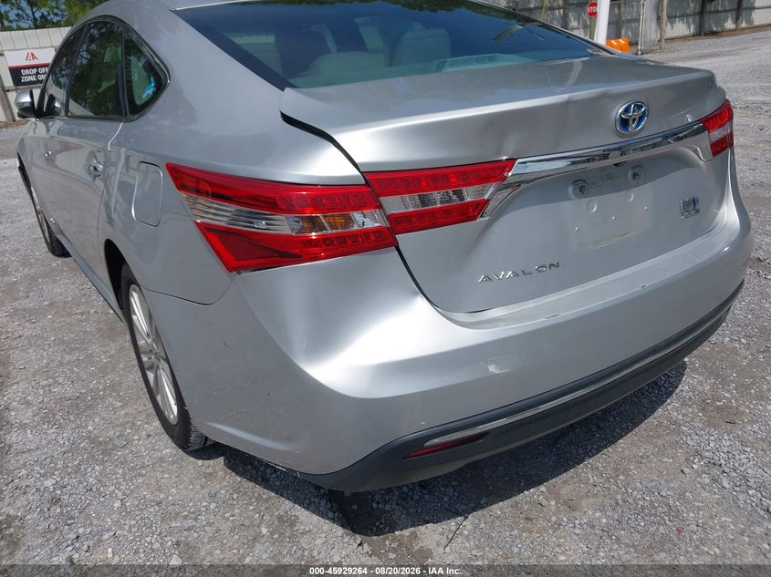 2013 TOYOTA AVALON HYBRID auction photo 6