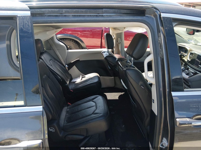 CHRYSLER PACIFICA - zdjęcie 8