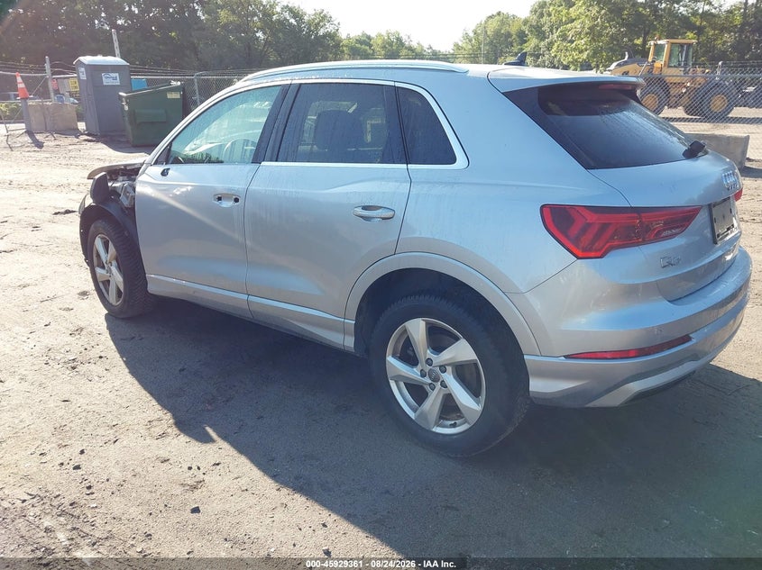 AUDI Q3 - zdjęcie 3