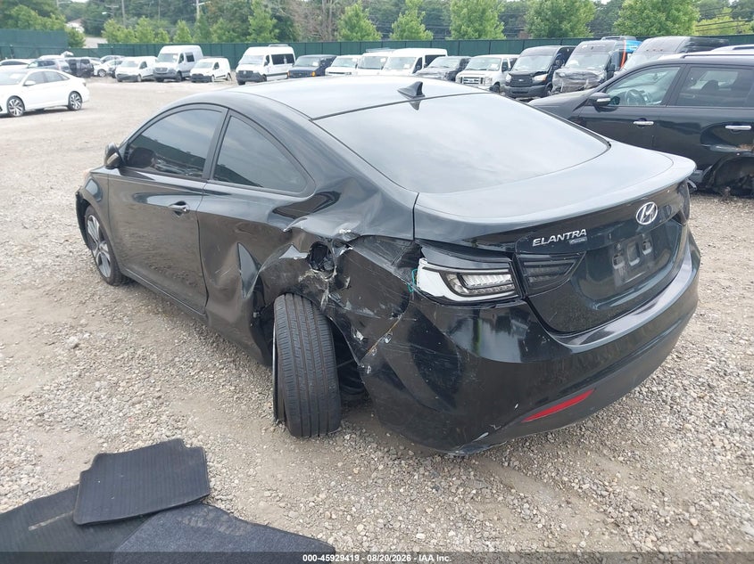 2013 HYUNDAI ELANTRA auction photo 3