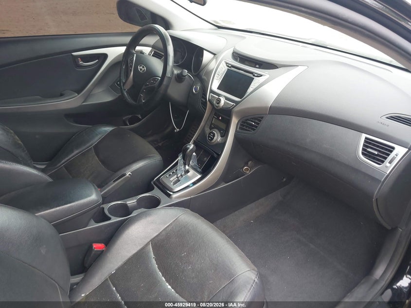 2013 HYUNDAI ELANTRA auction photo 5