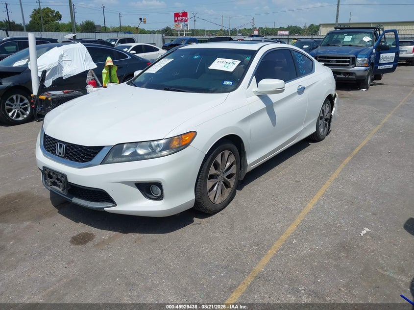 2015 Honda Accord, Rear, IAAI, VIN 1HGCT1B83FA010300 — photo 2