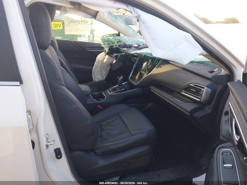 2025 SUBARU OUTBACK auction photo 5