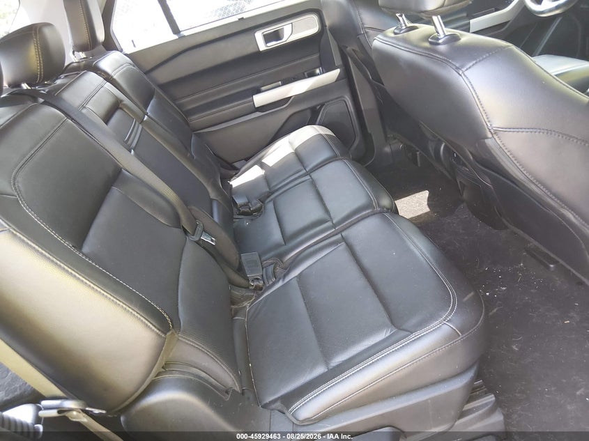 2022 FORD EXPLORER auction photo 8