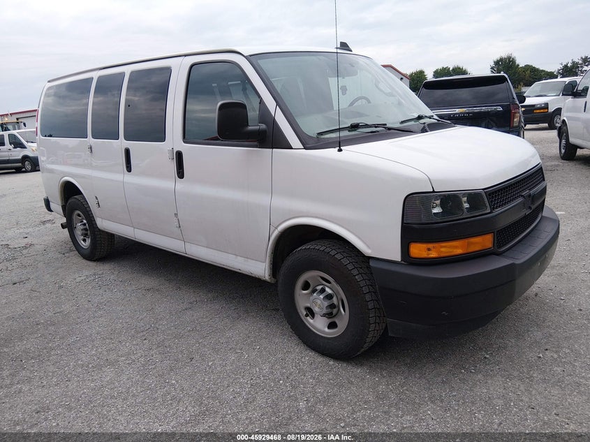 Vin: 1gawgefp7p1106546, lot: 46428591, chevrolet express passenger rwd 2500 regular wheelbase ls 2023 img_1