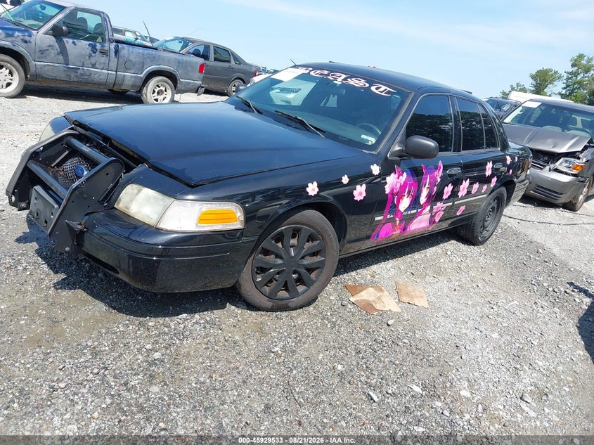 2011 FORD CROWN VICTORIA auction photo 2
