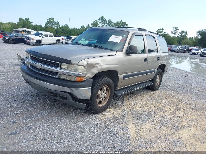 2000 CHEVROLET TAHOE auction photo 2