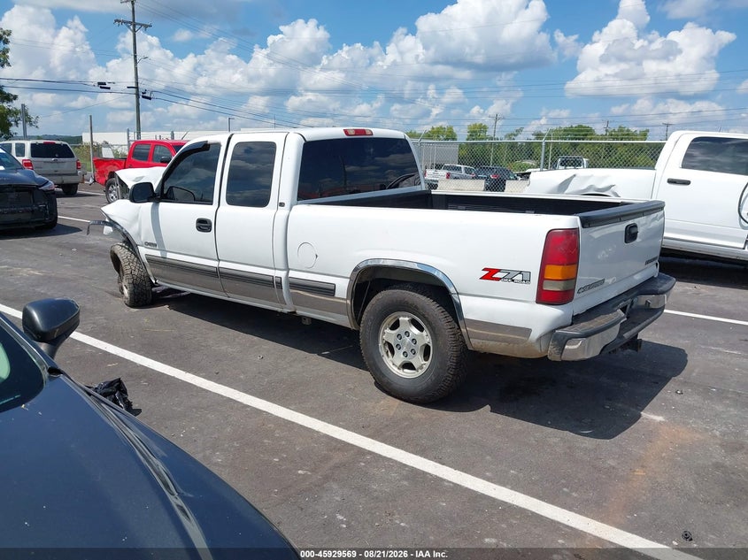 2001 CHEVROLET SILVERADO 1500 auction photo 3