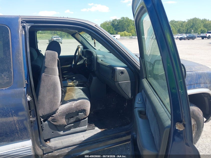 1999 CHEVROLET SILVERADO 1500 auction photo 5