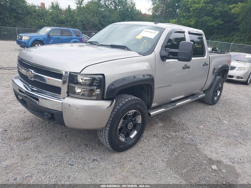 2009 Chevrolet Silverado, Engine Damage, IAAI, VIN 2GCEK233691138046 — photo 2