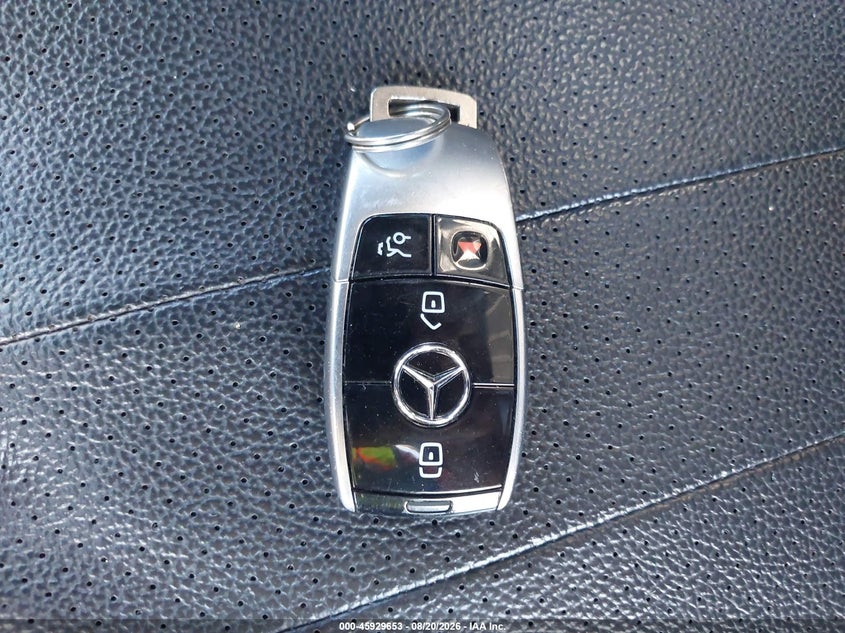 MERCEDES-BENZ E 300 - zdjęcie 11