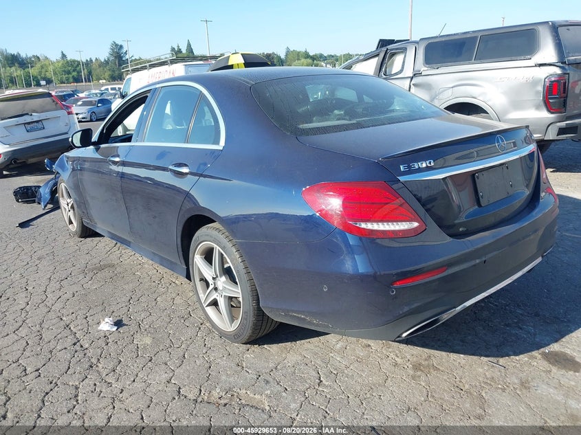 MERCEDES-BENZ E 300 - zdjęcie 3