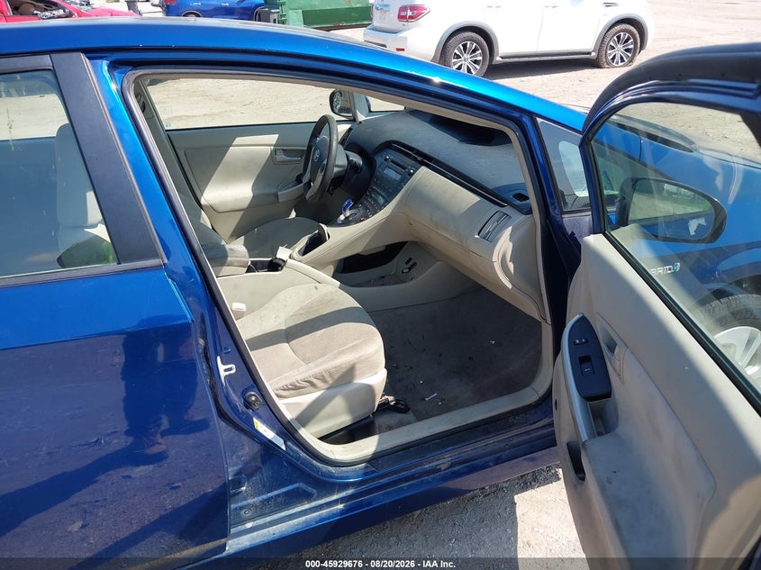 2010 TOYOTA PRIUS auction photo 5