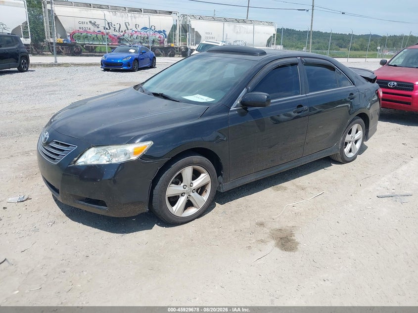 2011 Toyota Camry, Перёд и зад, IAAI, VIN 4T1BF3EK2BU228690 — фото 2