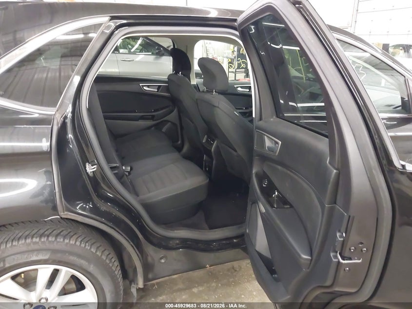 2015 FORD EDGE SEL · Photo 8