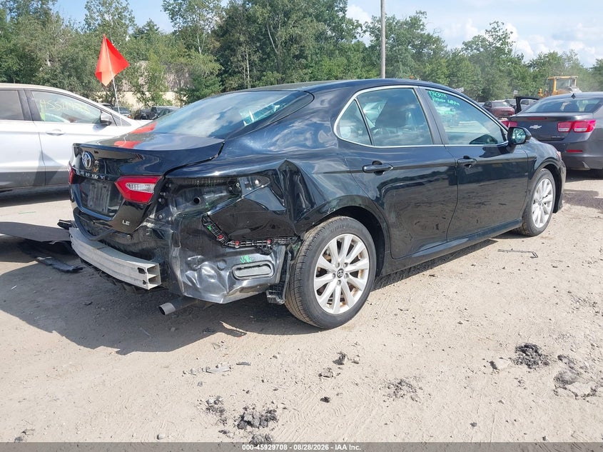 Vin: 4t1b11hk9ju070460, lot: 46428831, toyota camry le 20183