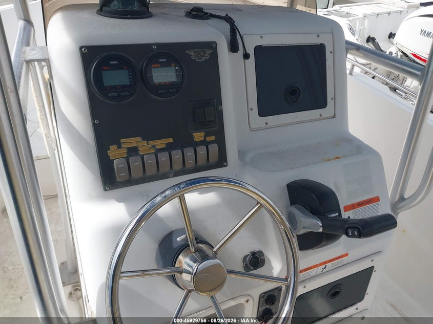 2005 SEASWIRL 24' auction photo 7