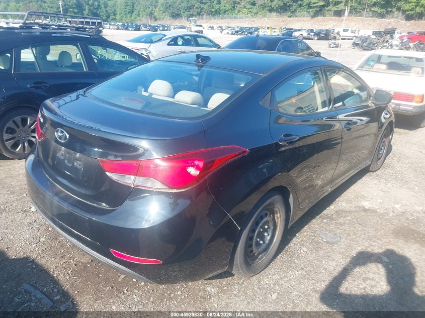 2016 HYUNDAI ELANTRA auction photo 4