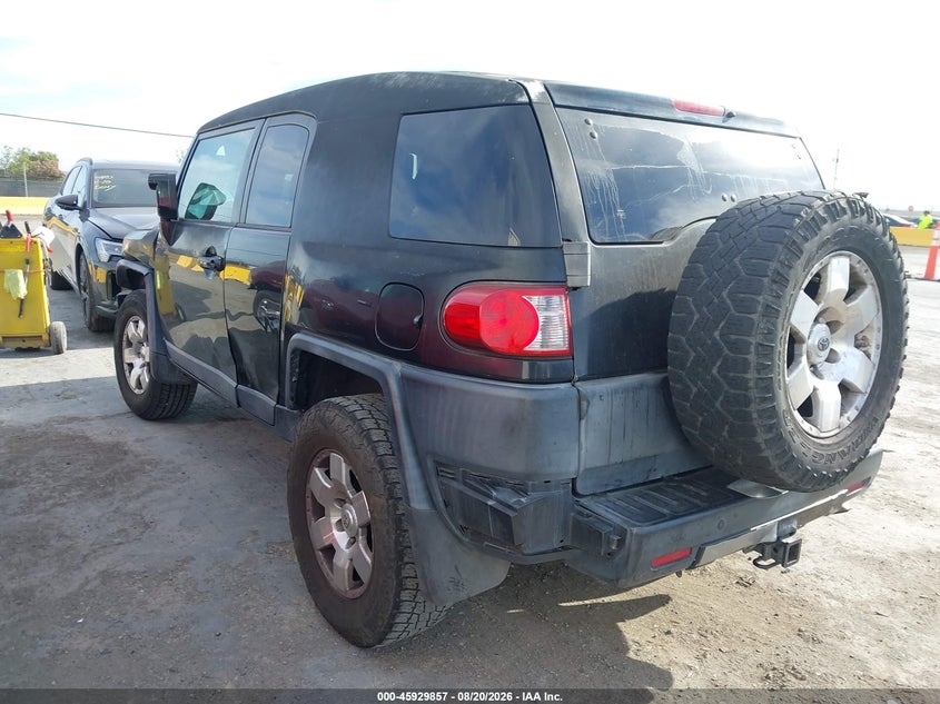 2007 TOYOTA FJ CRUISER auction photo 3